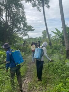 Jelang Ramadhan, HIPSAL Gotong Royong di Pemakaman Umum